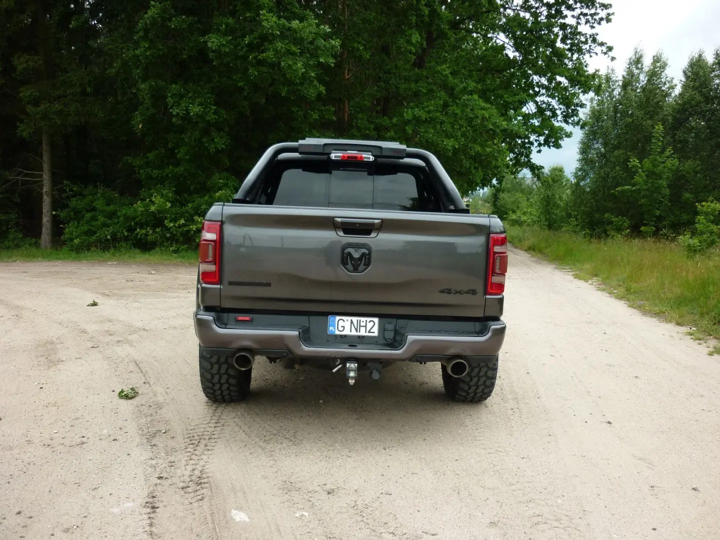 1500 5.7 hemi etorque 4x4  2'lpg 35600  netto