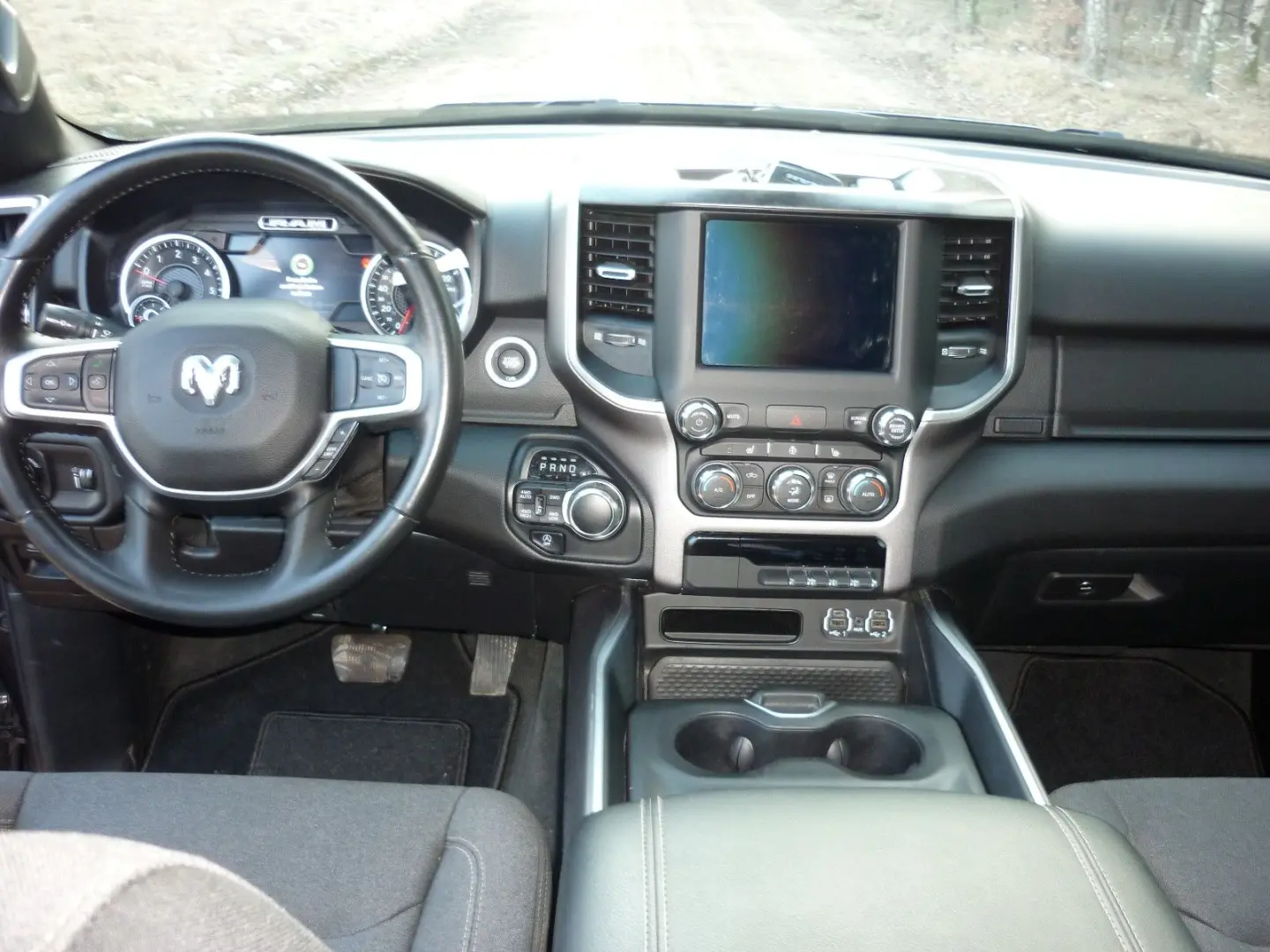 1500 5.7 hemi etorque 4x4  2'lpg 35600  netto