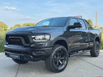 RAM 5.7 V8 HEMI REBEL Offroad 4x4 *AXLE LOCK*