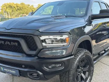 RAM 5.7 V8 HEMI REBEL Offroad 4x4 *AXLE LOCK*
