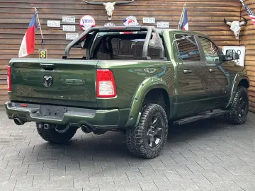 RAM 1500 OFFROAD 5,7L 4x4 AHK CarPlay Rollbar