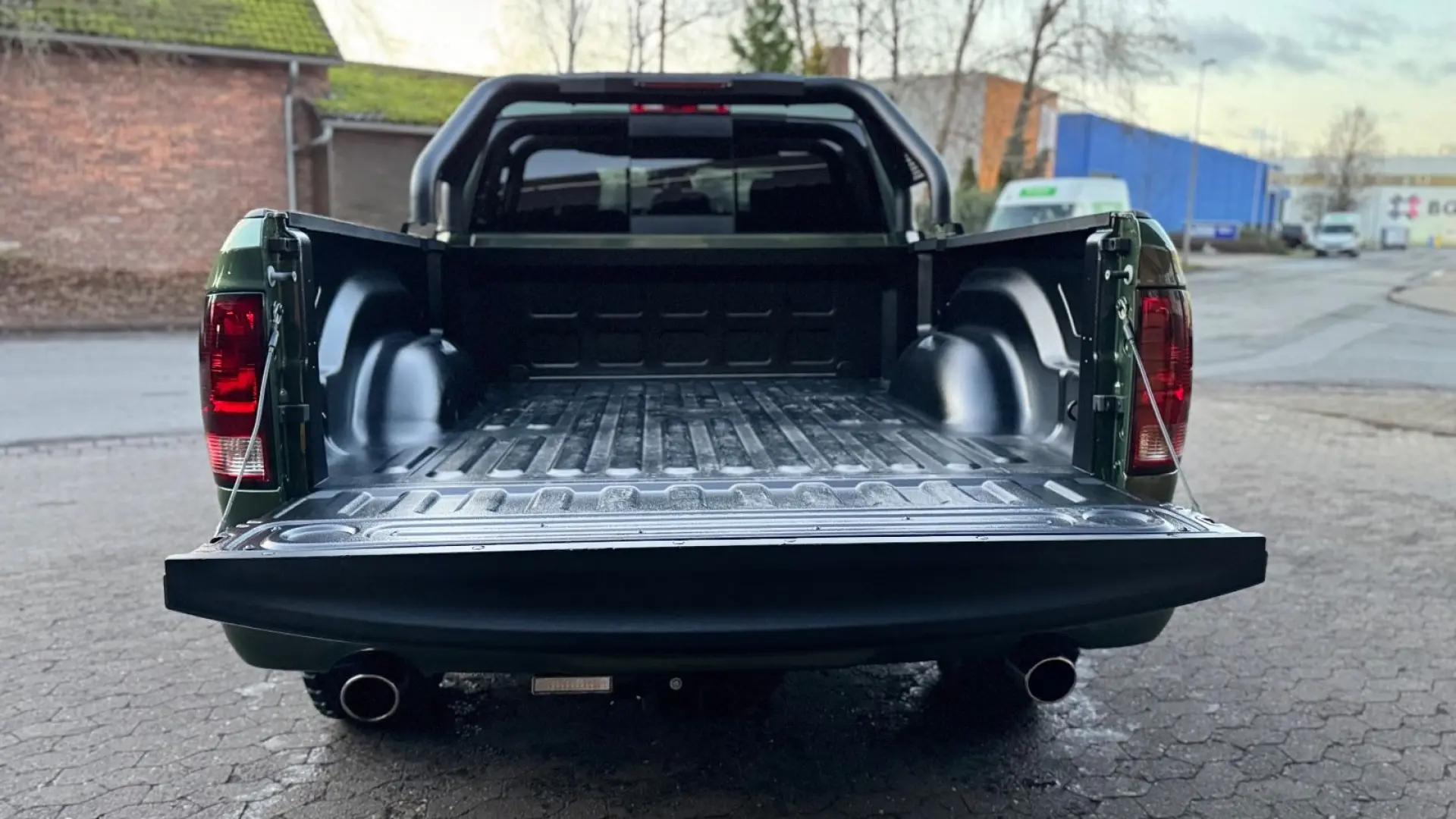 SPORT*LPG NEU*AHK*NAVI*OFF-ROAD*BÜGEL*LONG BED