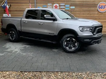 RAM 1500 Rebel Crew Cab 4x4 5,7 LPG LED SHZ