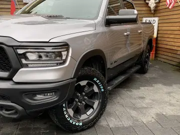 RAM 1500 Rebel Crew Cab 4x4 5,7 LPG LED SHZ