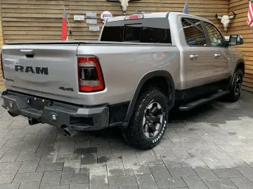 RAM 1500 Rebel Crew Cab 4x4 5,7 LPG LED SHZ