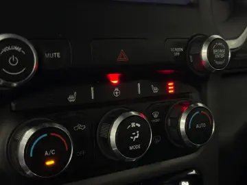 RAM 5,7l V8 *BIGHORN / LEDER / SZH*