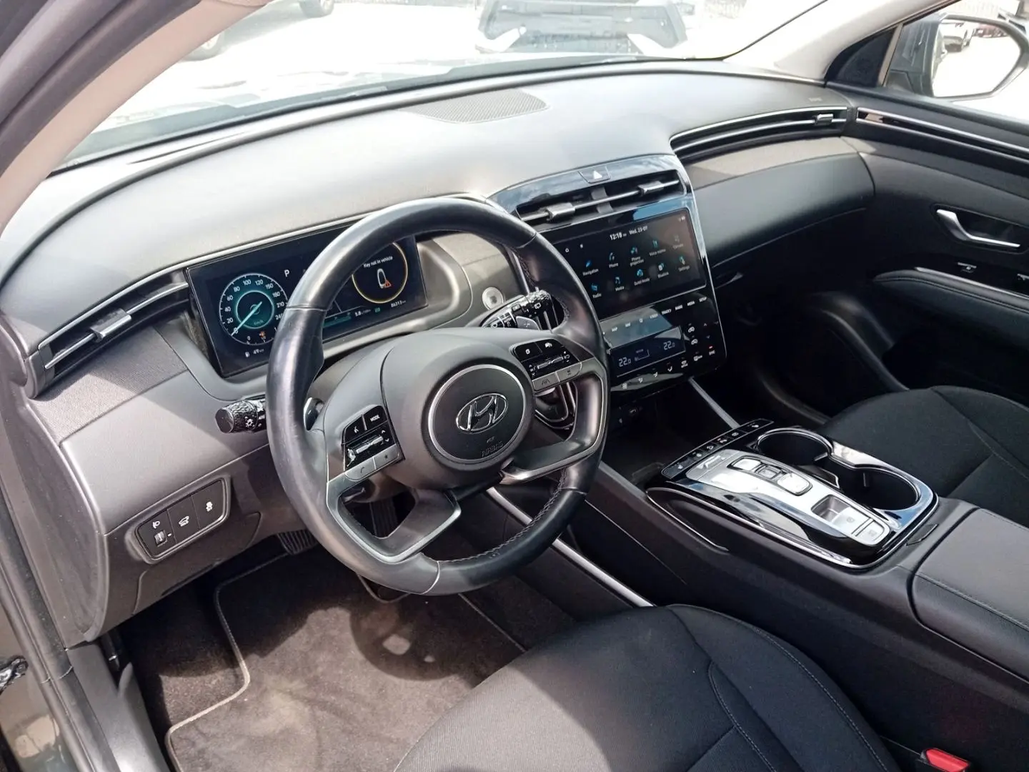 Tucson 1.6 CRDI DCT Trend AHK Assistenz Navigati