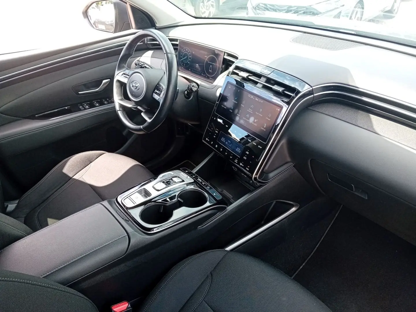 Tucson 1.6 CRDI DCT Trend AHK Assistenz Navigati