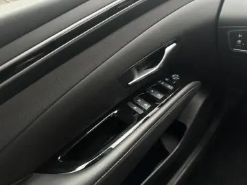 Tucson TREND 1.6 CRDi (48V) *LED*NAVI*CAM*CARPLAY
