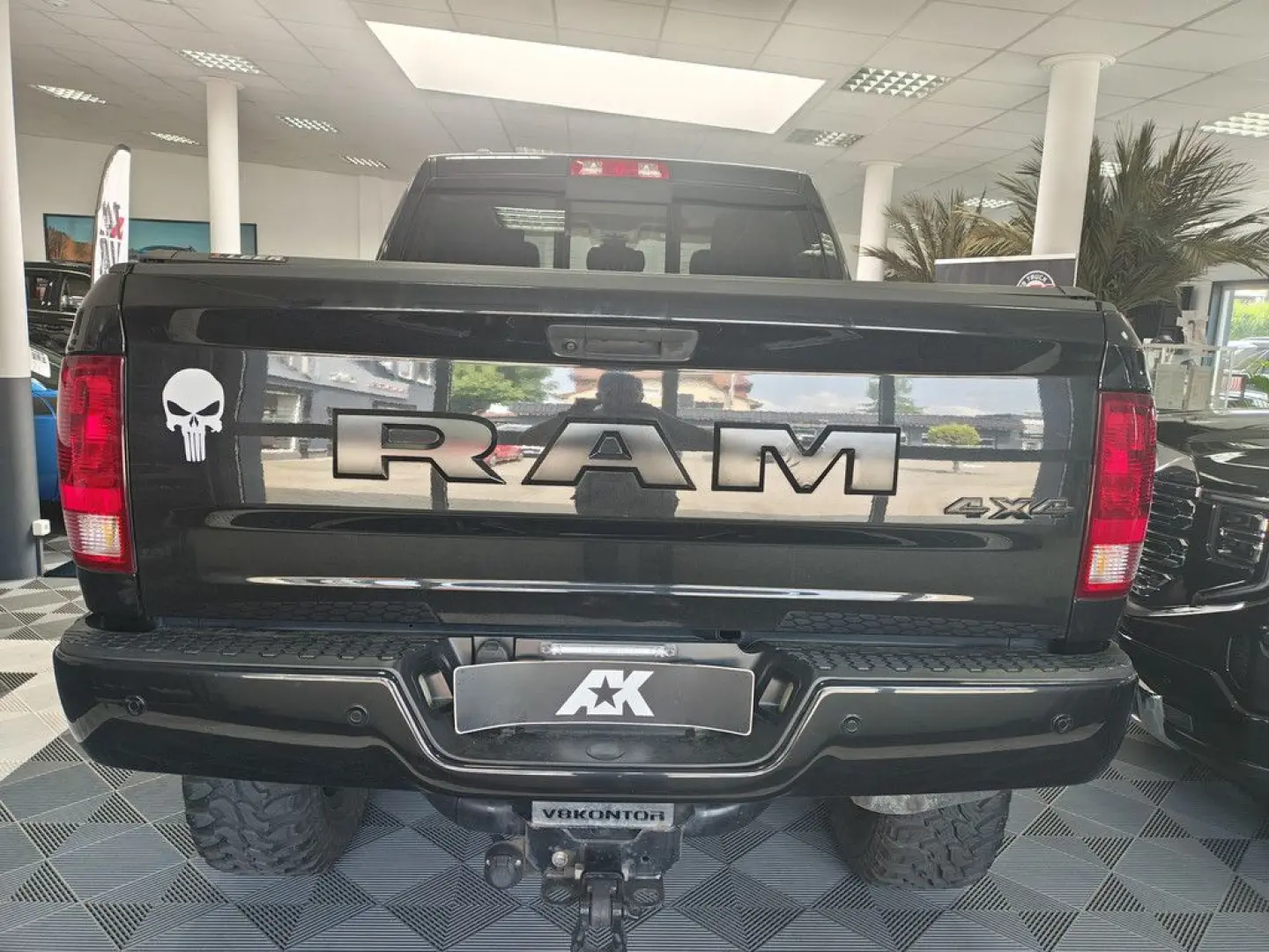 Ram 1500 5.7 V8 6