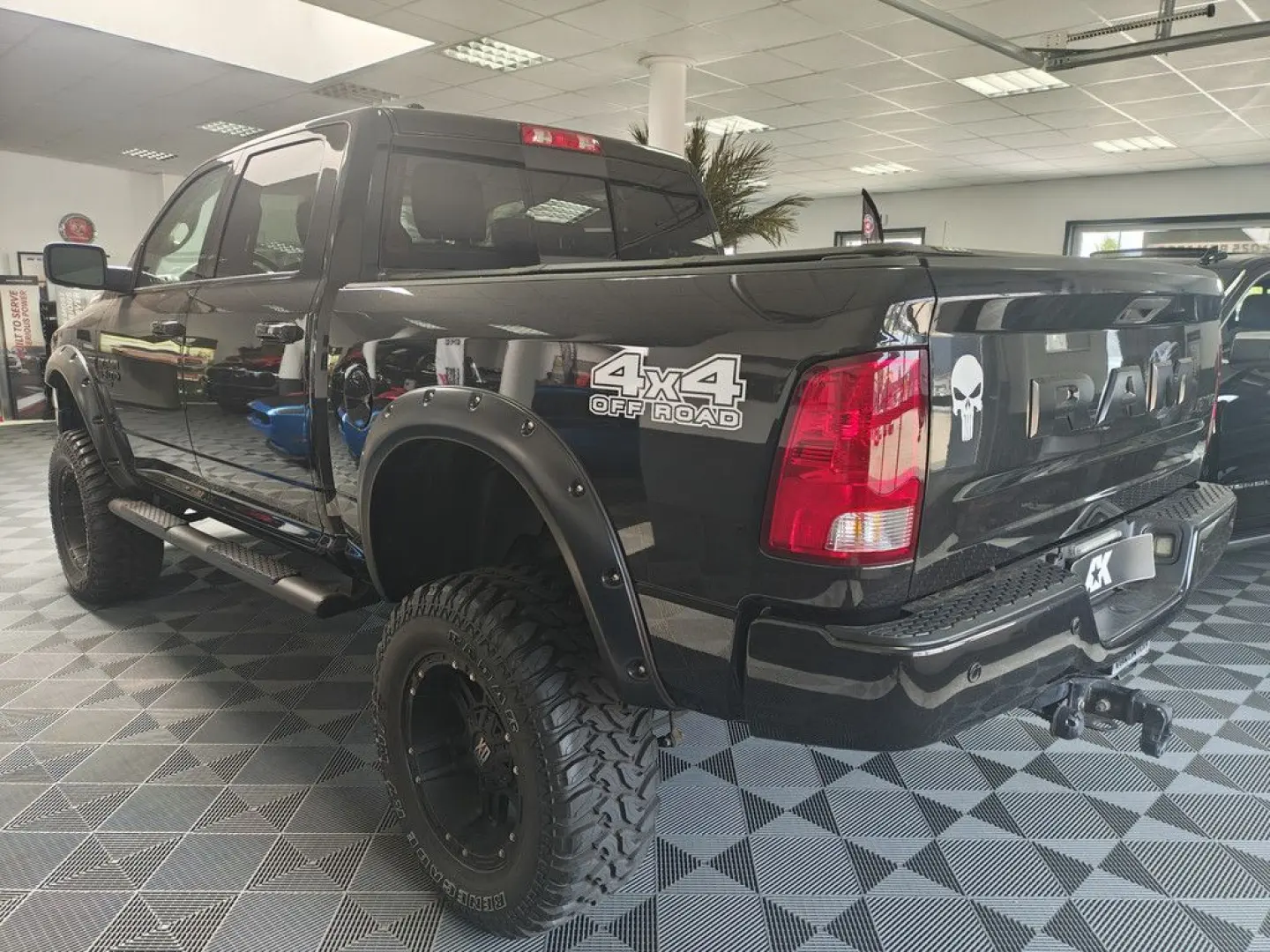 Ram 1500 5.7 V8 6