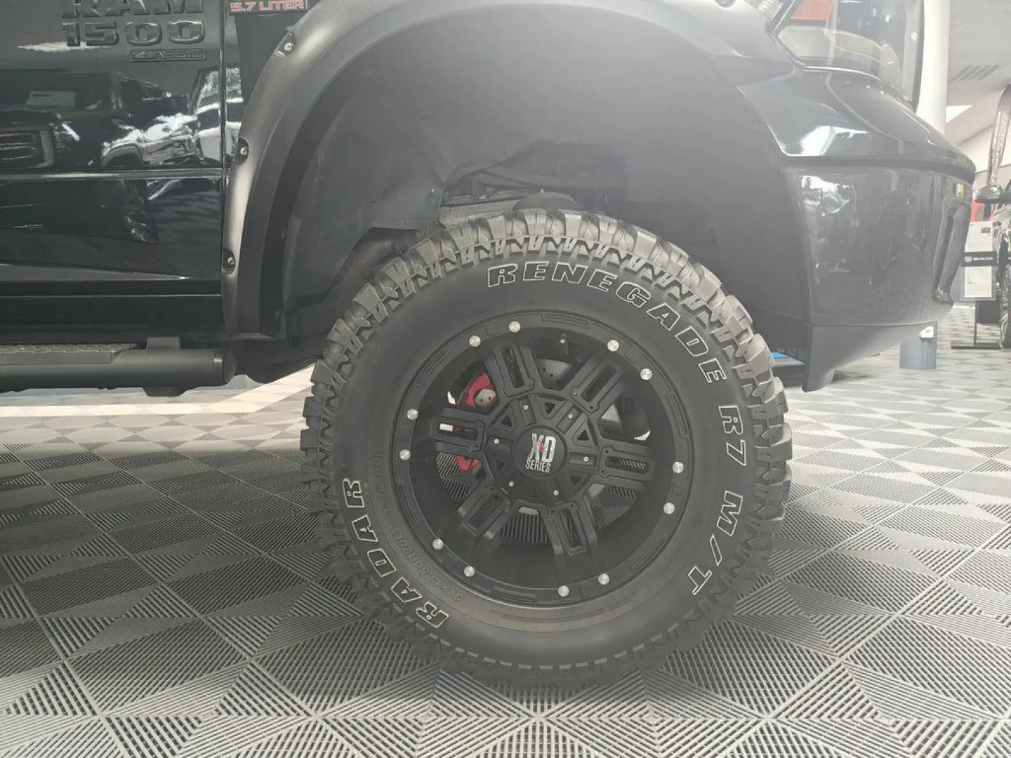 Ram 1500 5.7 V8 6