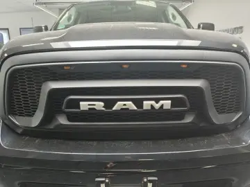 Ram 1500 5.7 V8 6