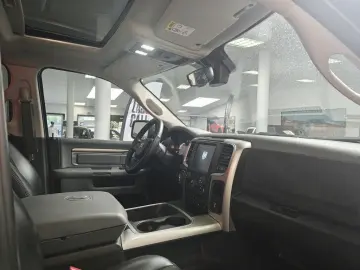 Ram 1500 5.7 V8 6