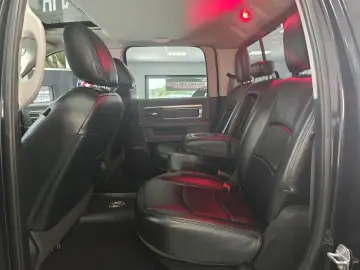 Ram 1500 5.7 V8 6