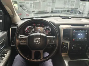 Ram 1500 5.7 V8 6