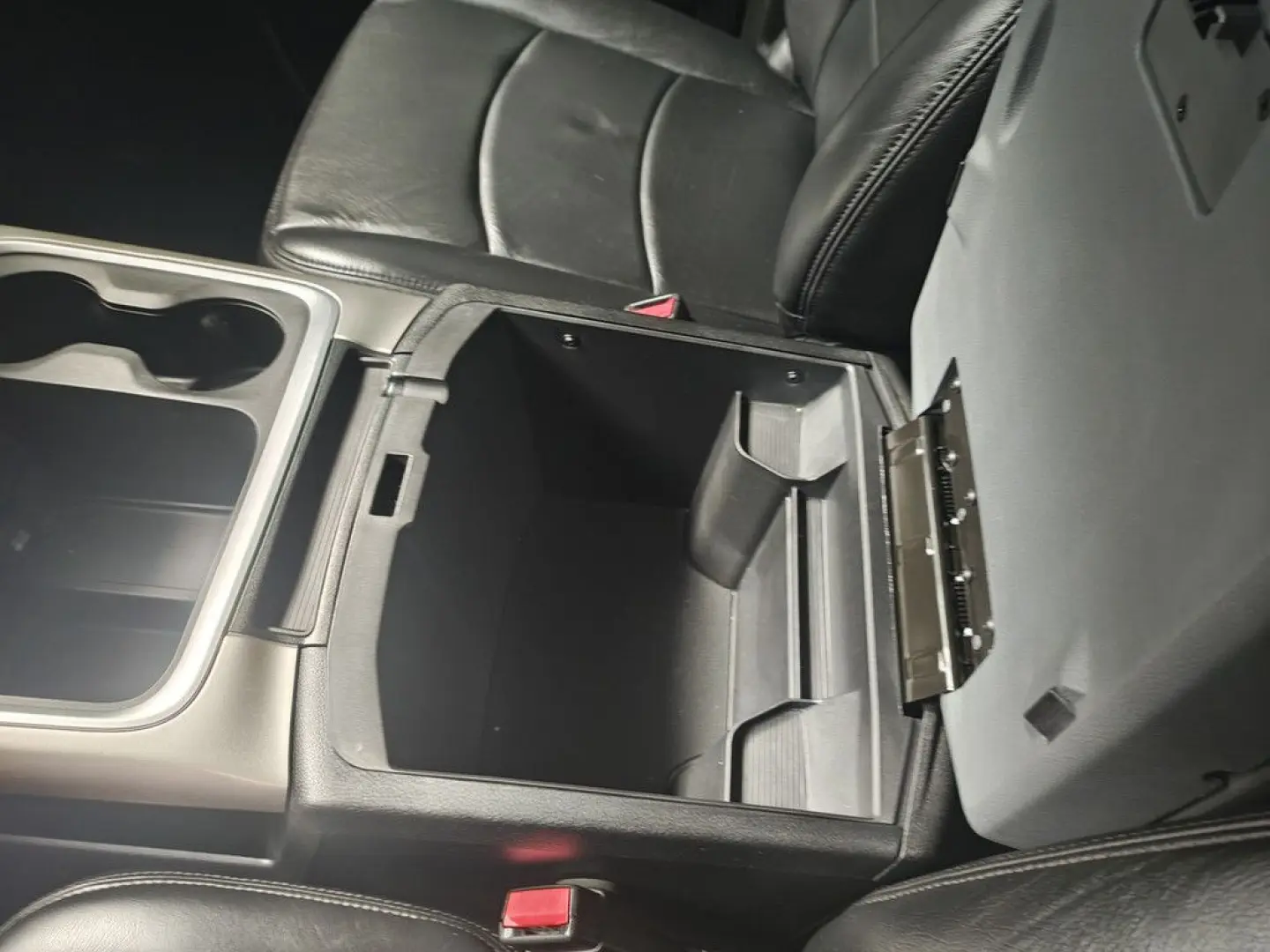 Ram 1500 5.7 V8 6