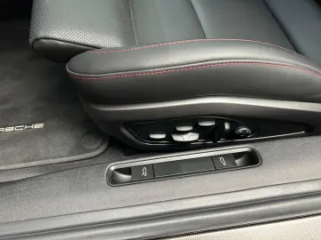 992 Turbo S Coupé Lift Aero Burmester Nachtsicht
