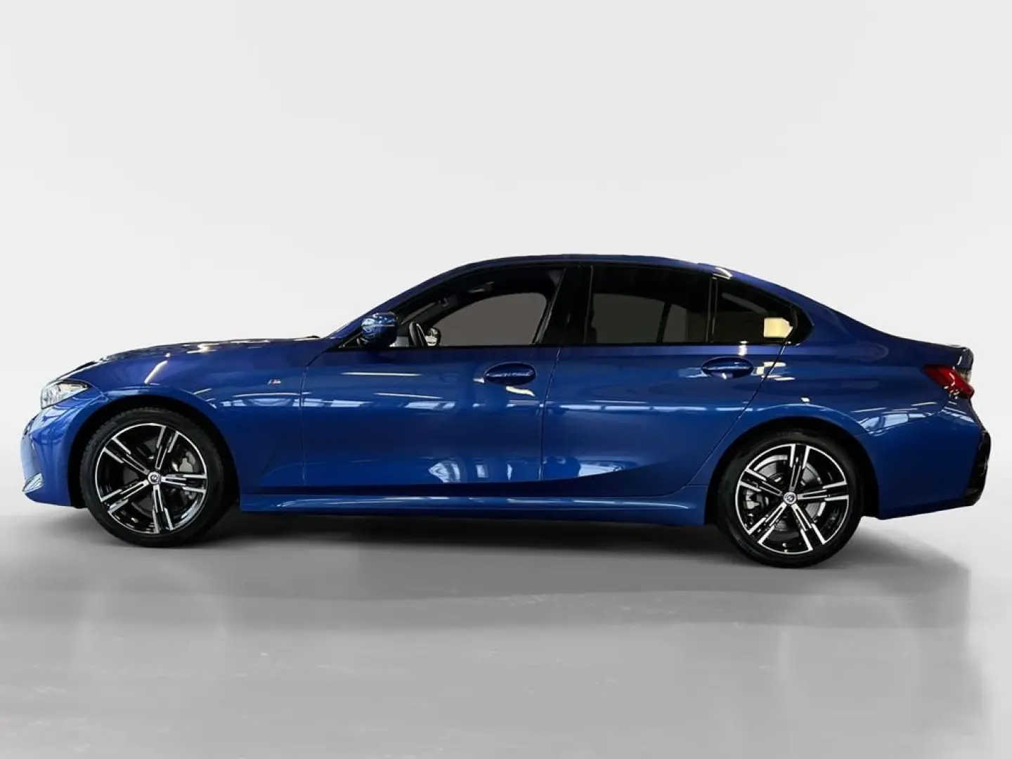 330i xDrive M Sport