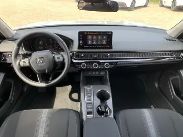 Civic Lim. 5-trg. e:HEV Elegance*Wenig Km*