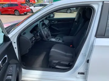 Civic Lim. 5-trg. e:HEV Elegance*Wenig Km*