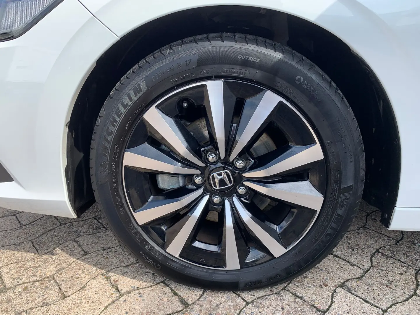 Civic Lim. 5-trg. e:HEV Elegance*Wenig Km*