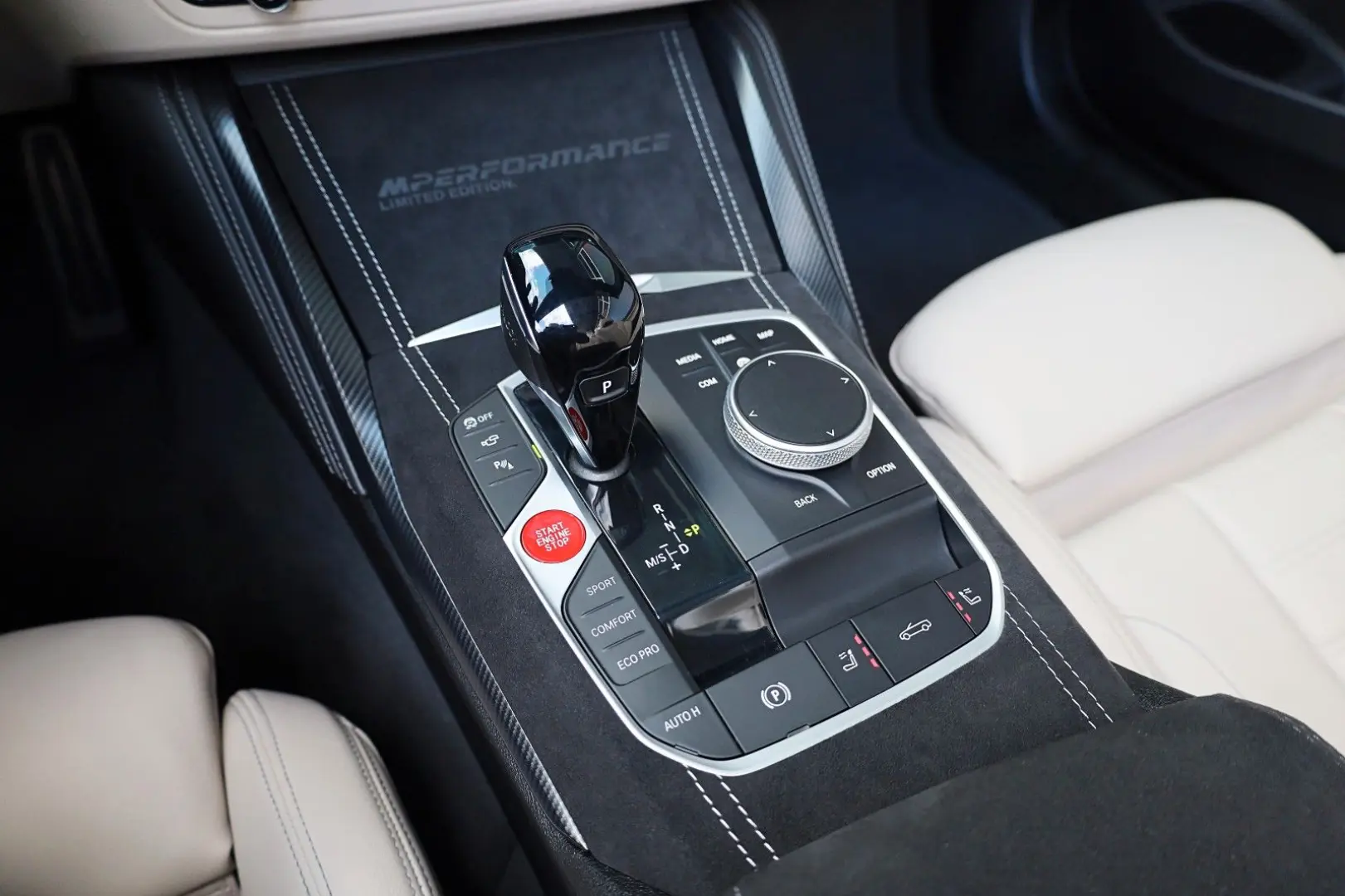 M440i Cabrio/ACC/HUD/H&K/AIRSCARF/360/APPLE/R20
