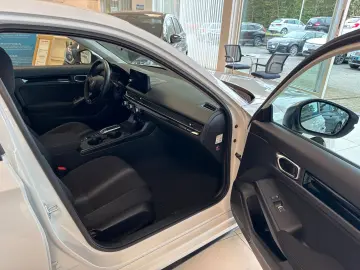 Civic Lim. 5-trg. e:HEV Elegance