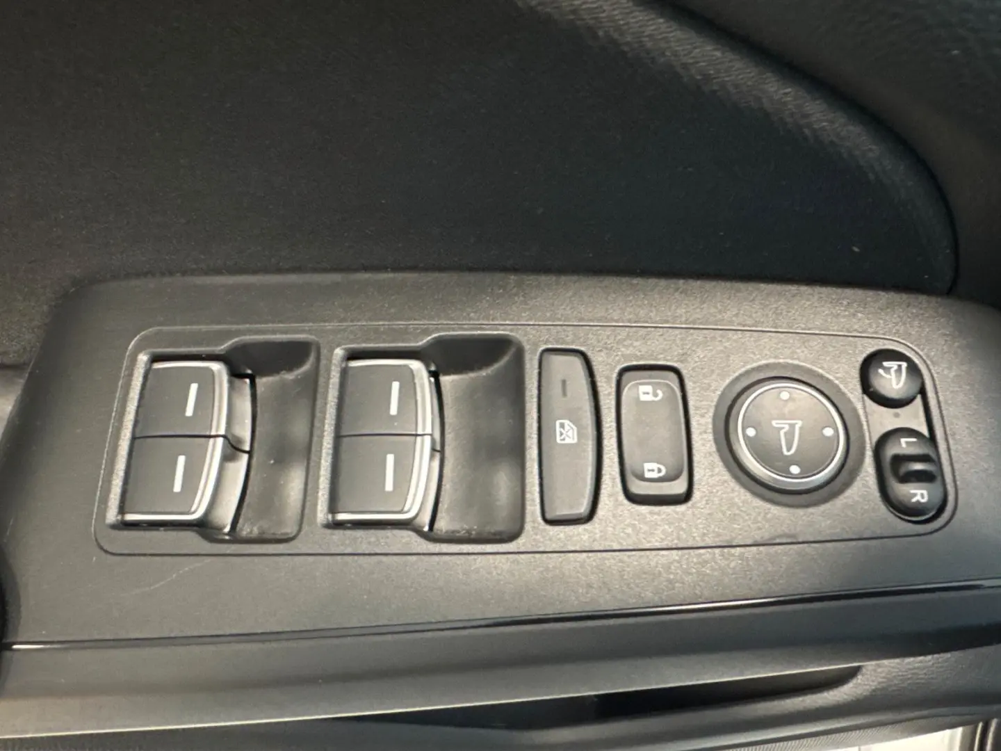 Civic Lim. 5-trg. e:HEV Elegance
