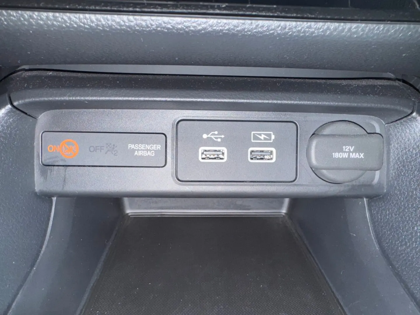 Civic Lim. 5-trg. e:HEV Elegance