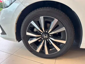 Civic Lim. 5-trg. e:HEV Elegance