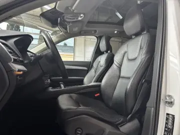 XC90 T8 AWD Inscription LED ACC HUD Pano AHK H/K