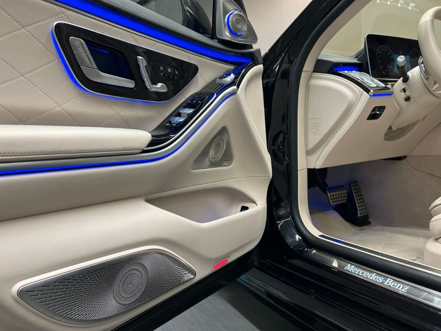 S580 4M L*AMG*NIGHT*CHAUFFEUR-PAKET*EXKLUSIV*3D*
