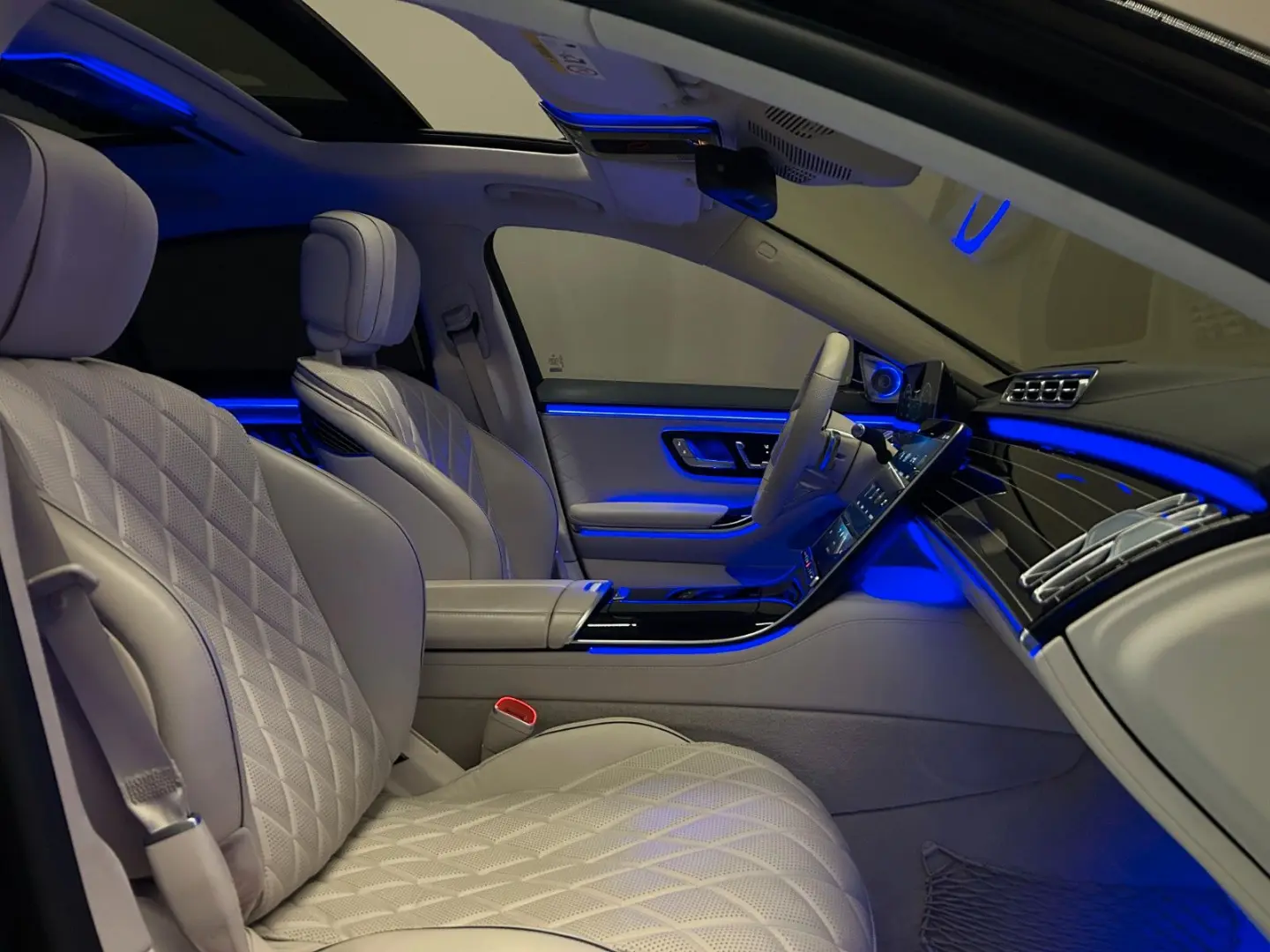 S580 4M L*AMG*NIGHT*CHAUFFEUR-PAKET*EXKLUSIV*3D*