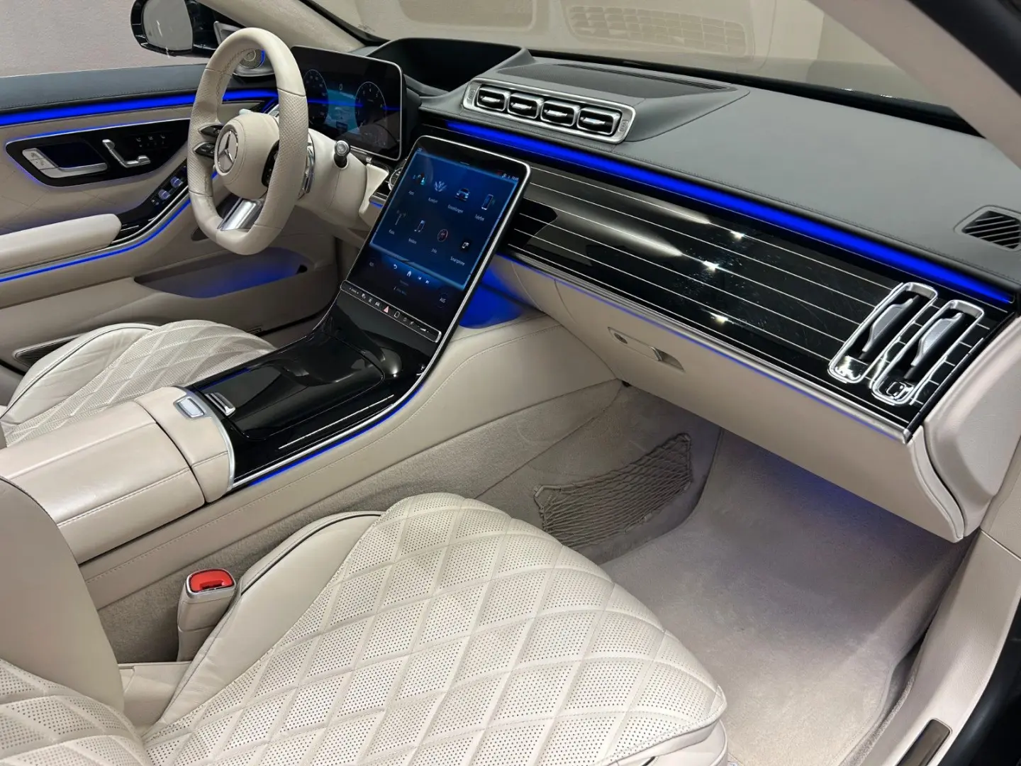 S580 4M L*AMG*NIGHT*CHAUFFEUR-PAKET*EXKLUSIV*3D*
