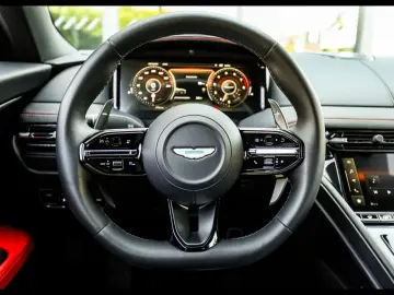 DB12 V8 COUPE Q SPECIAL°OBERON BLACK°360°KERAMIK