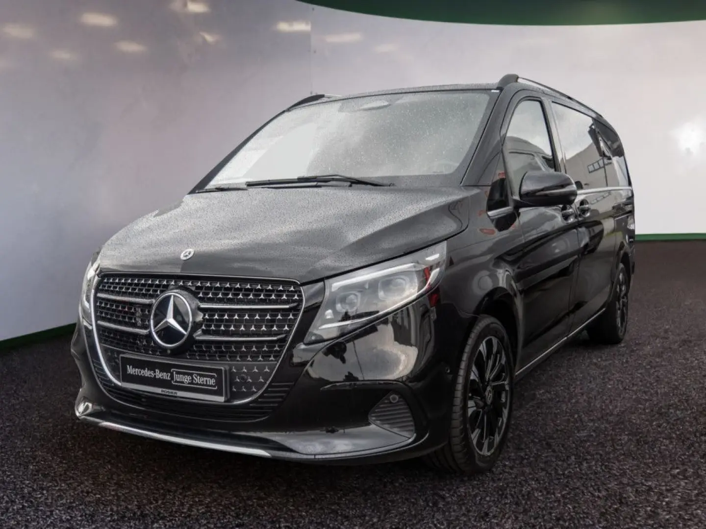 V 250 d AVANTGARDE Lang AHK Distr. Navi Luftf. K