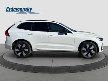 XC60 T8 Plus Dark Plug-In Hybrid AWD/20-Z/360-K