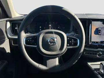 XC60 T8 Plus Dark Plug-In Hybrid AWD/20-Z/360-K