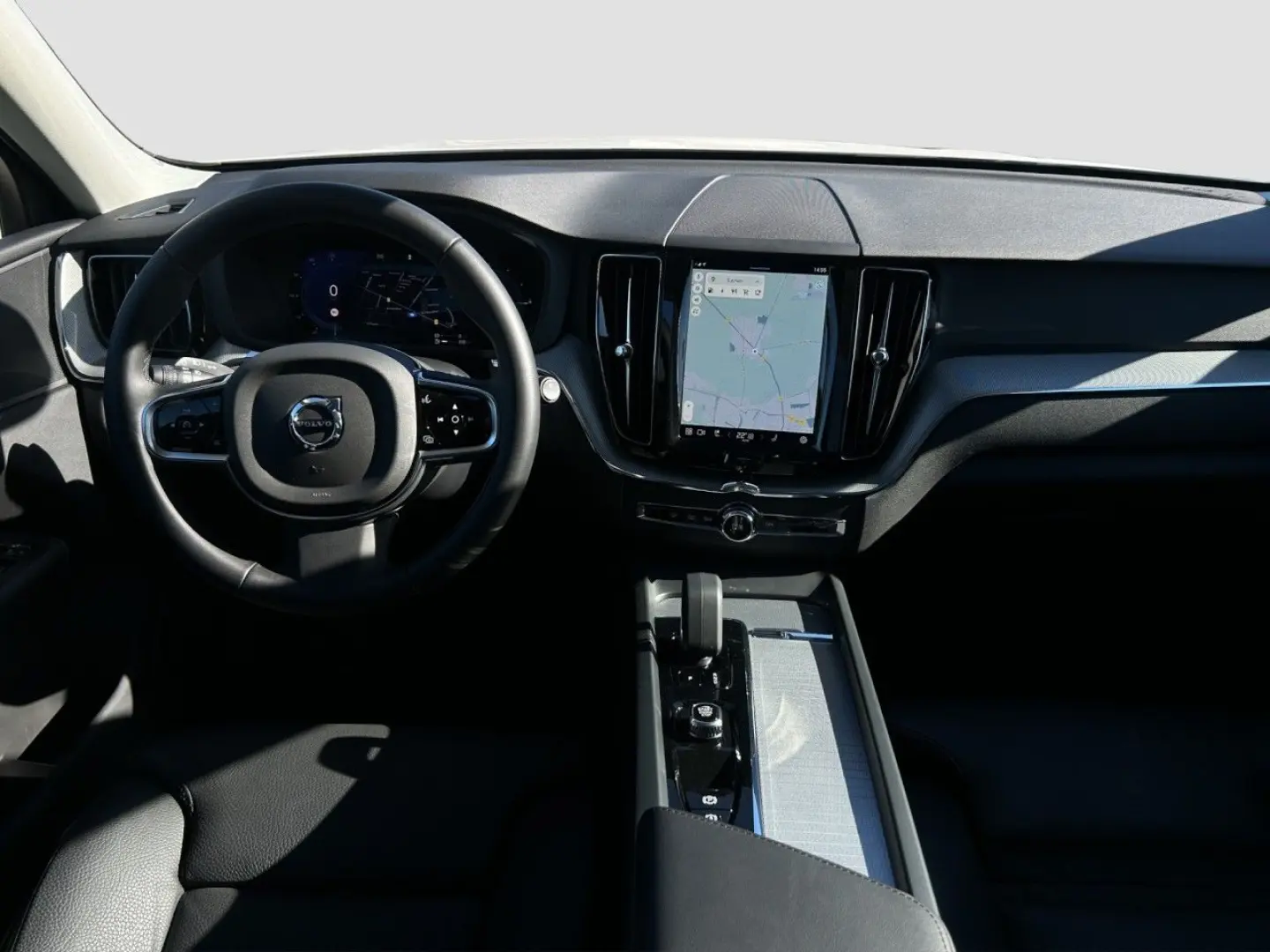 XC60 T8 Plus Dark Plug-In Hybrid AWD/20-Z/360-K