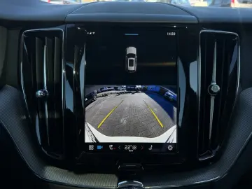 XC60 T8 Plus Dark Plug-In Hybrid AWD/20-Z/360-K