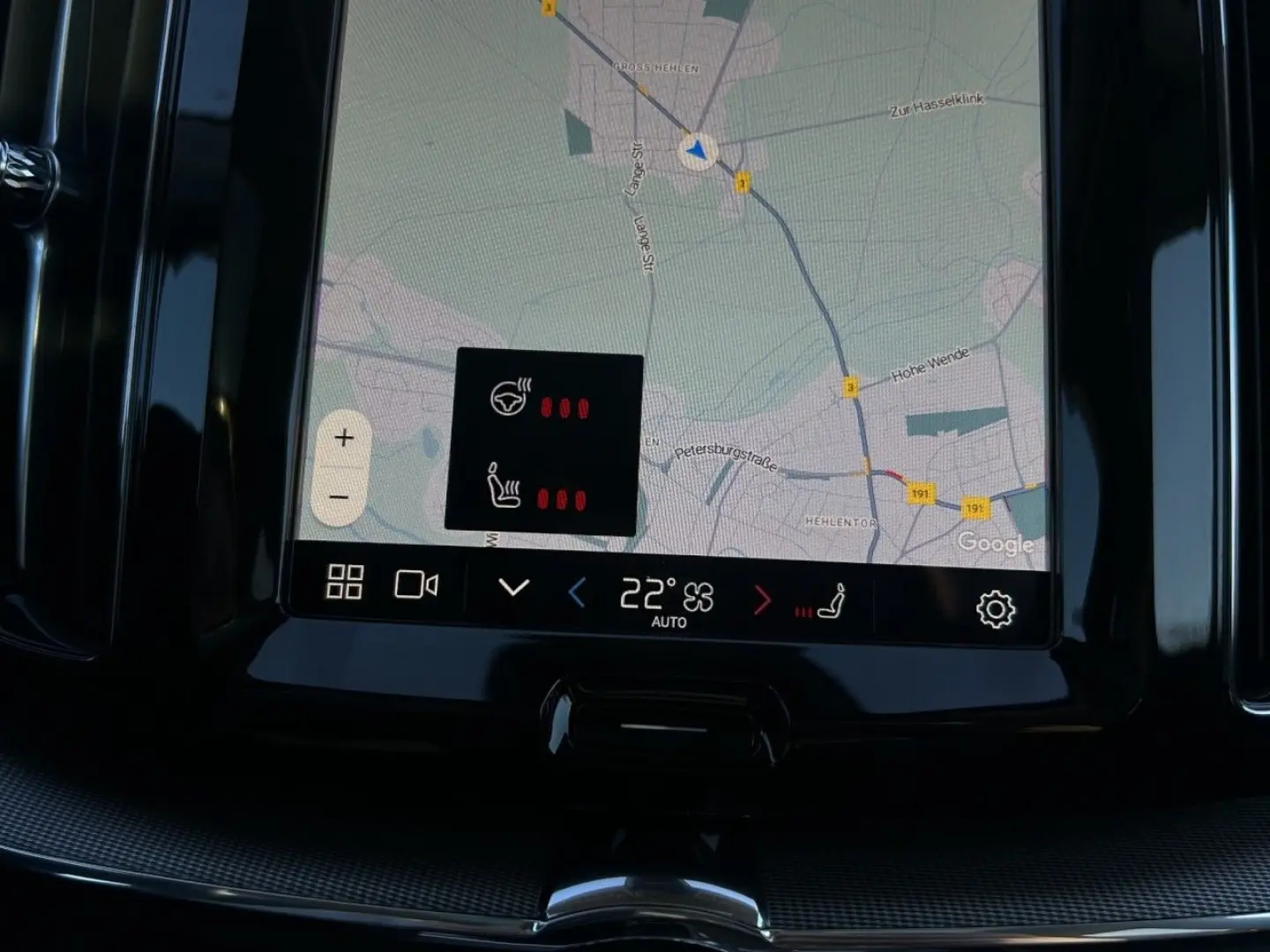 XC60 T8 Plus Dark Plug-In Hybrid AWD/20-Z/360-K