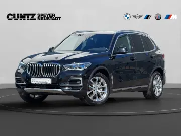X5 xDrive30d xLine Drive-Park Assist. Panoramada