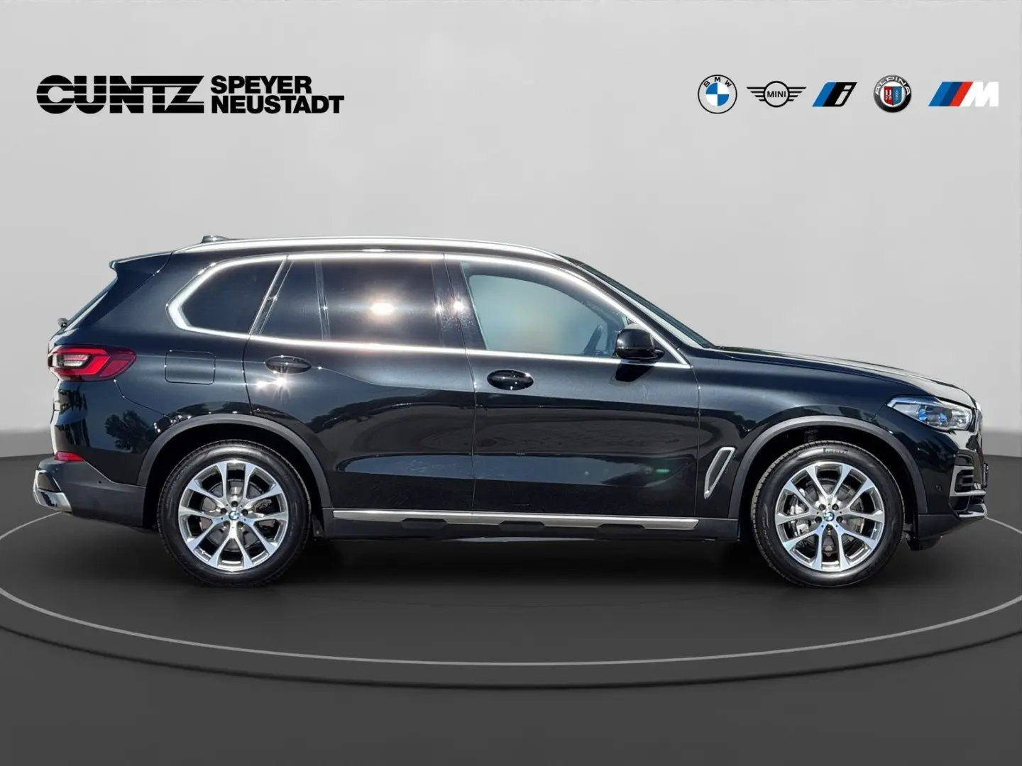 X5 xDrive30d xLine Drive-Park Assist. Panoramada