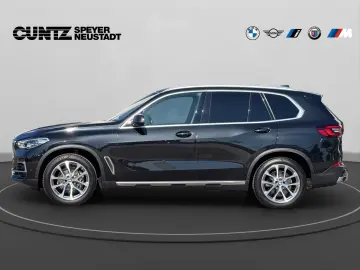 X5 xDrive30d xLine Drive-Park Assist. Panoramada