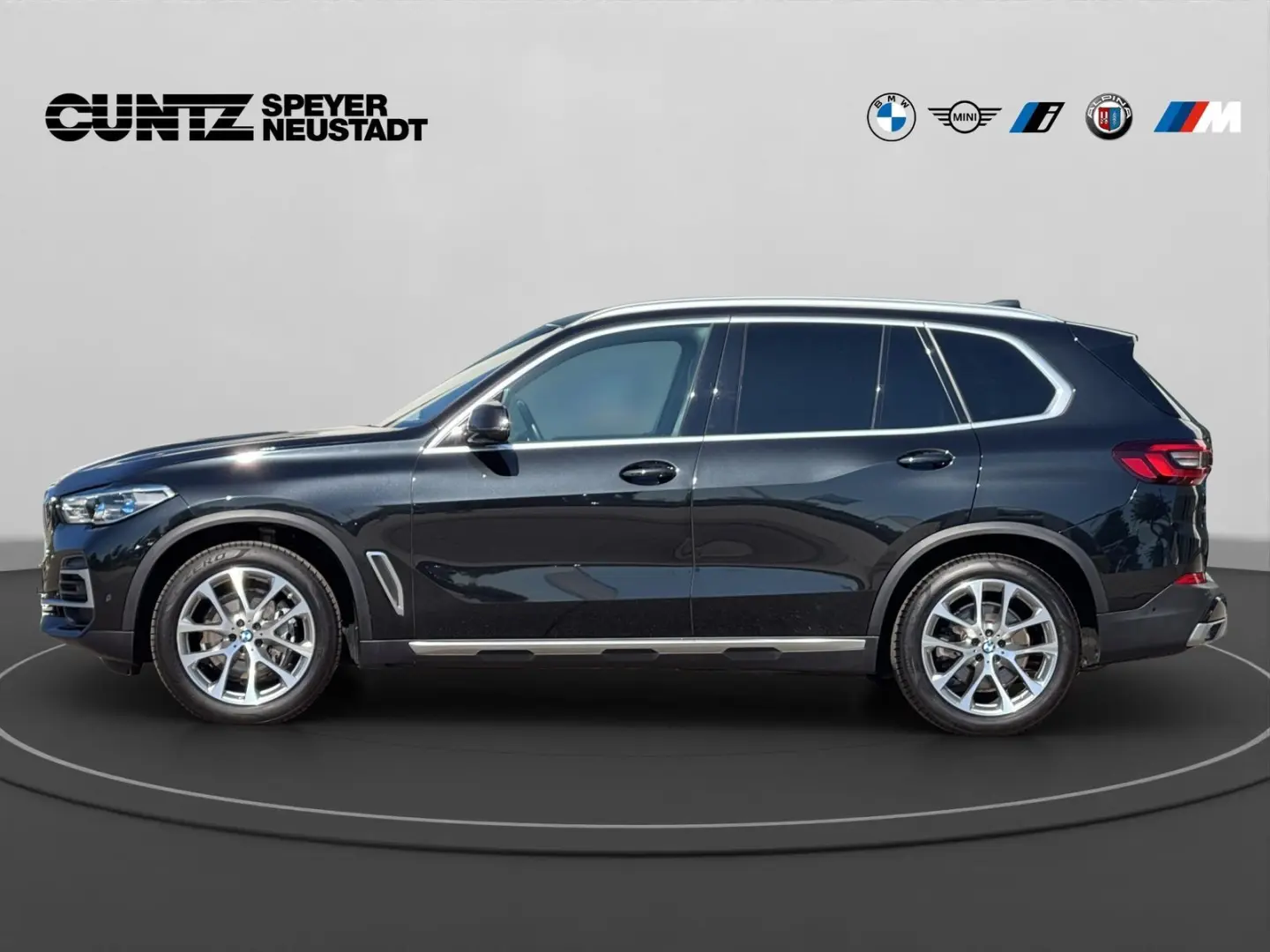 X5 xDrive30d xLine Drive-Park Assist. Panoramada