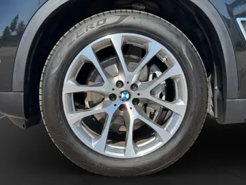 X5 xDrive30d xLine Drive-Park Assist. Panoramada