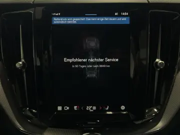 XC60 T8 Ultra Black Edition Recharge AWD Massage