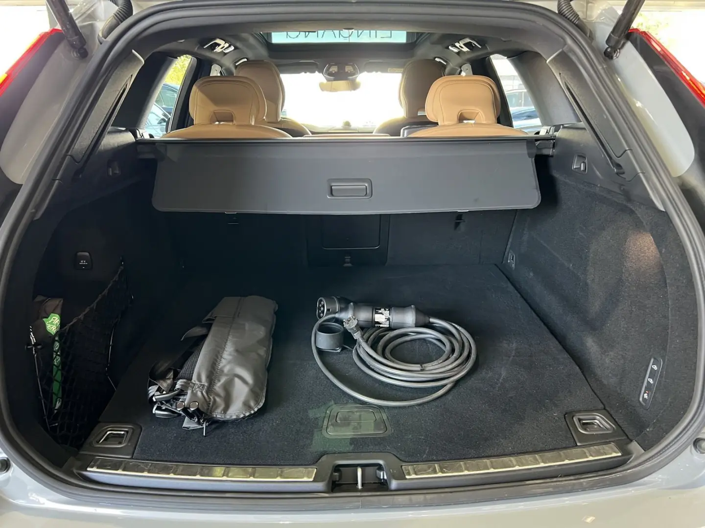 XC60 T8 Ultimate Dark Recharge AWD B&W Massage