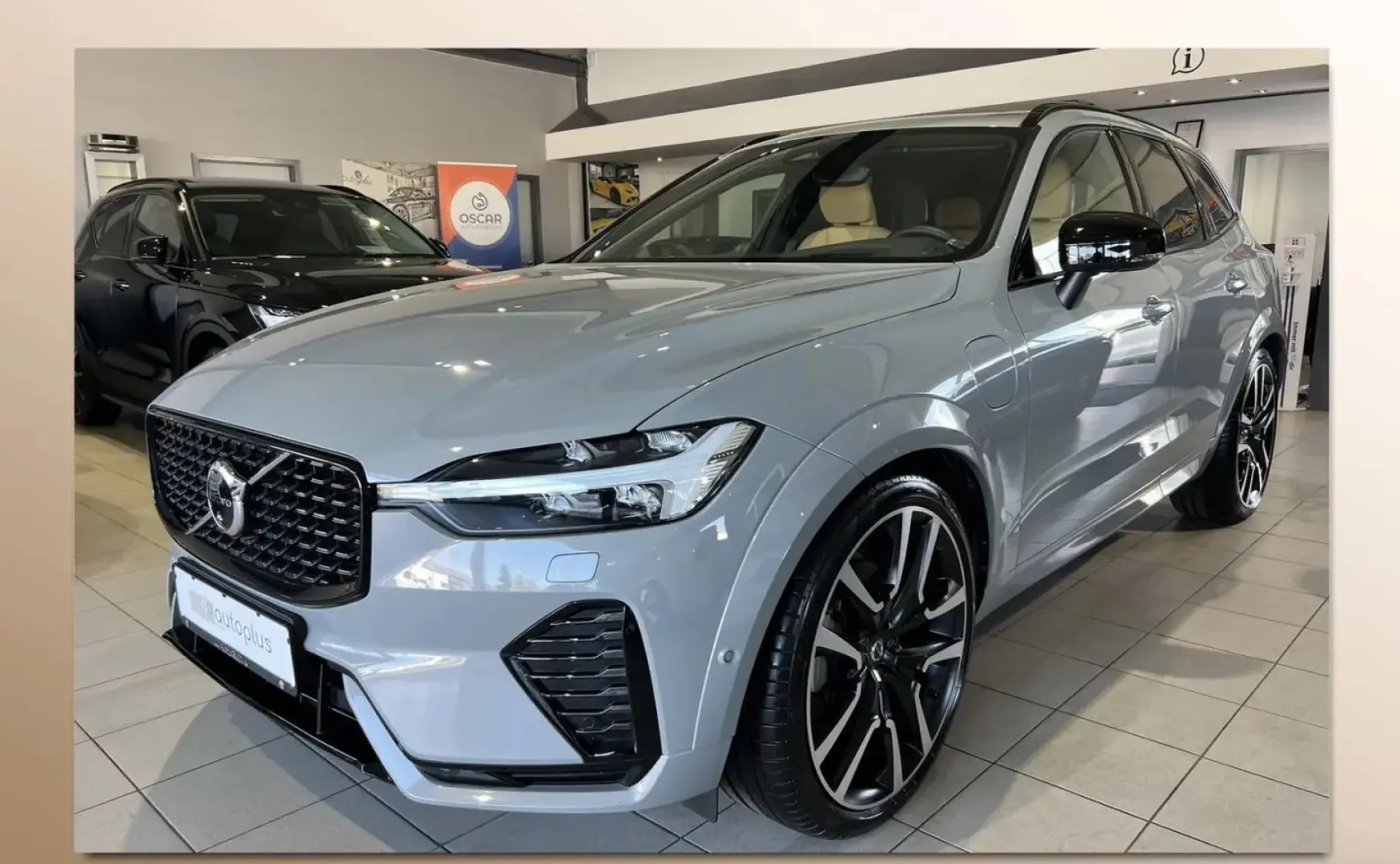 XC60 T8 Ultimate Dark Recharge AWD B&W Massage
